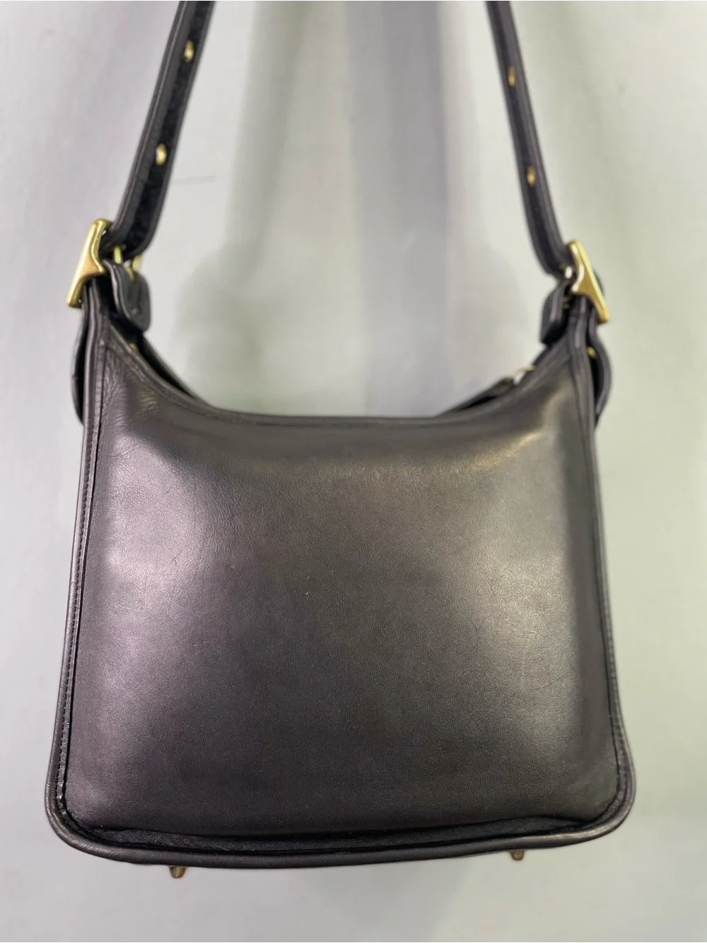 Vintage Coach Legacy zip 9966